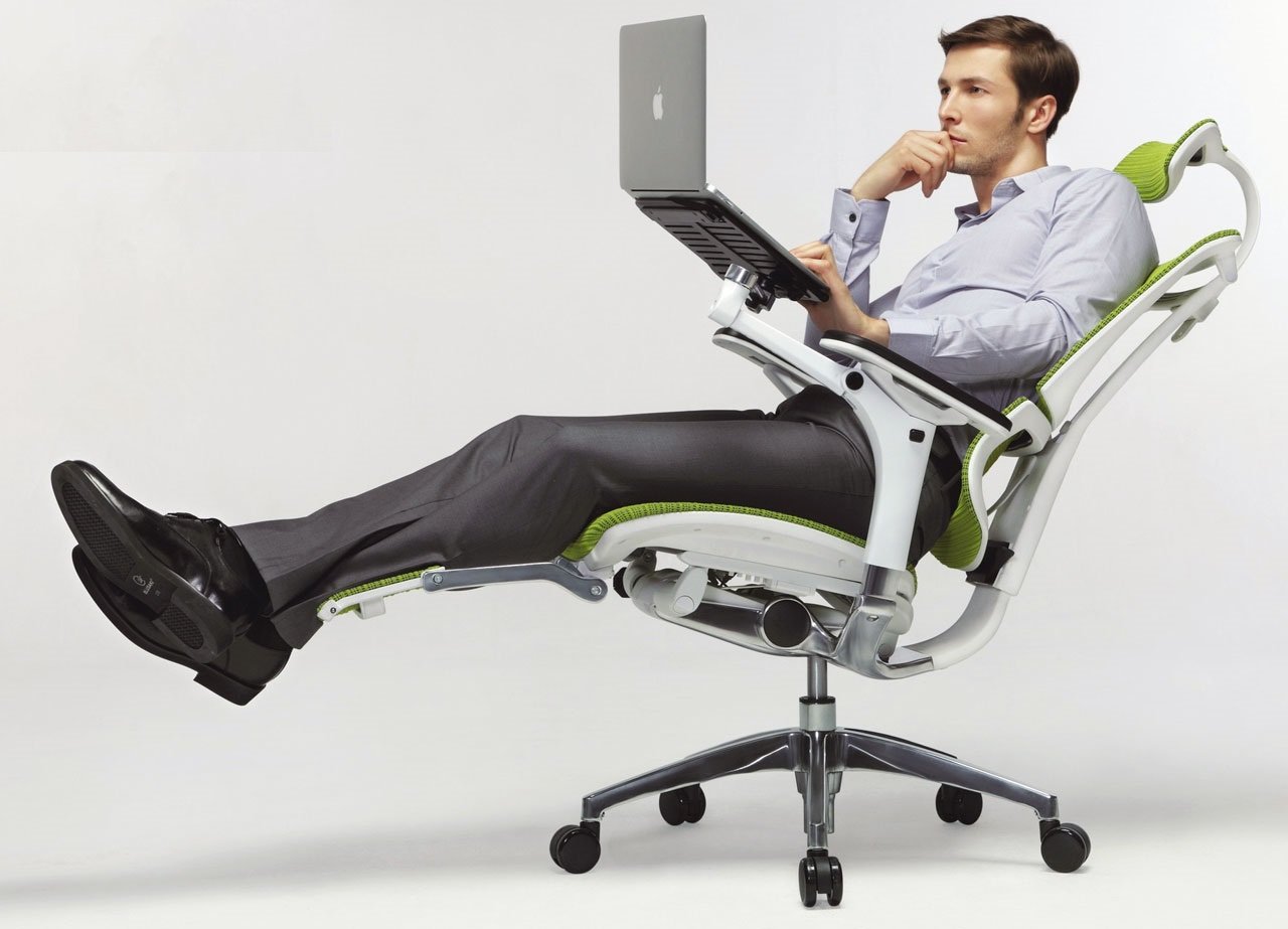 Scaunul de birou – ergonomic sau nu? Cum il aleg?